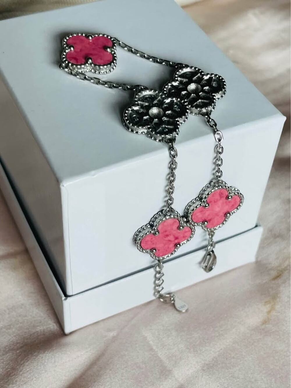 Pink and sterling silver clover bracelet